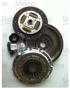 Kupplungssatz mit starres Schwungrad VALEO 835035